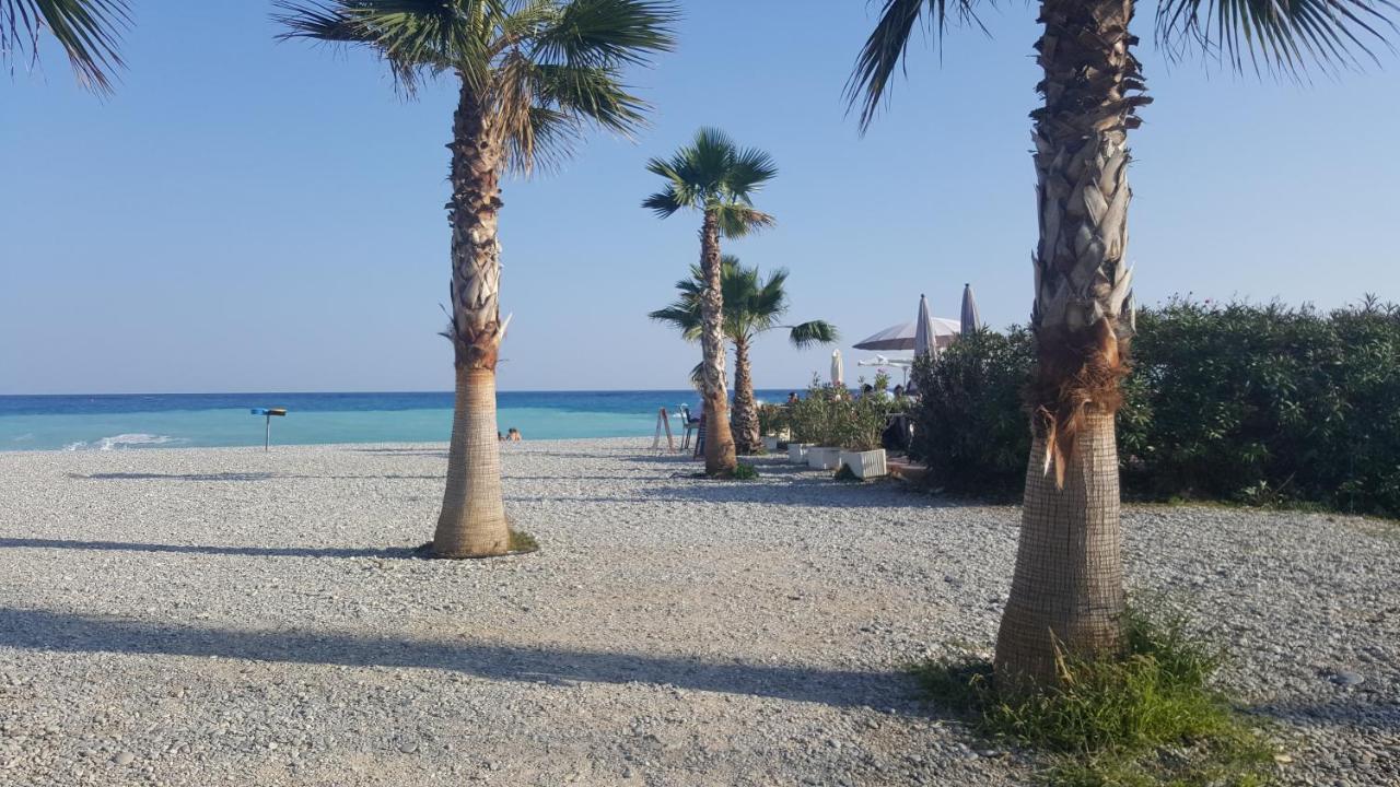 Appartement 2P Et Parking Prive A 50M Des Plages. Вилньов Любе Екстериор снимка